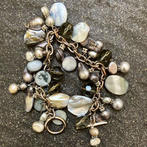 *TAKE 1/2 OFF: Bounty of the sea bracelets: Pearl, MOP, shell, abalone & glass - Picture 4 of 7